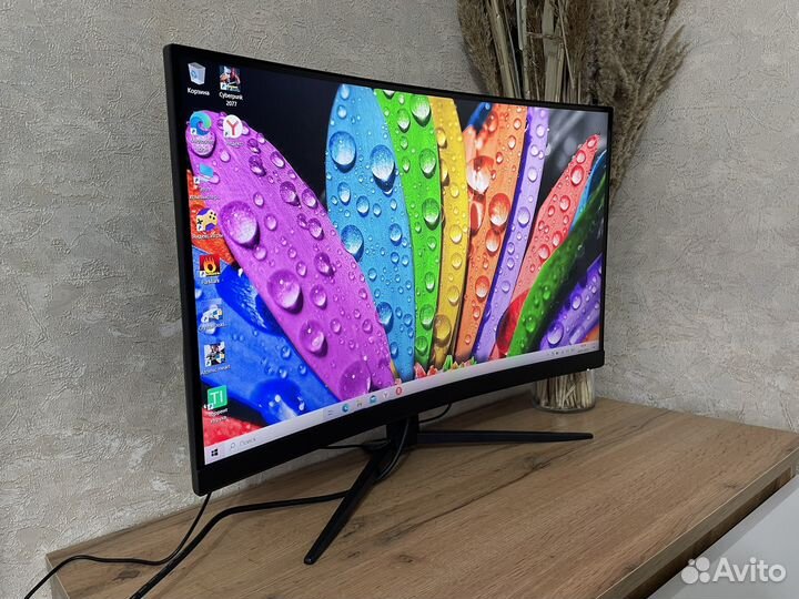 Игровой msi 250hz 27д изогнутый