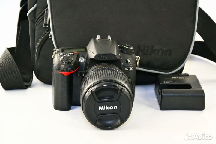 Nikon D7000 16.2MP зеркалка Kit AF-S VR 18-105