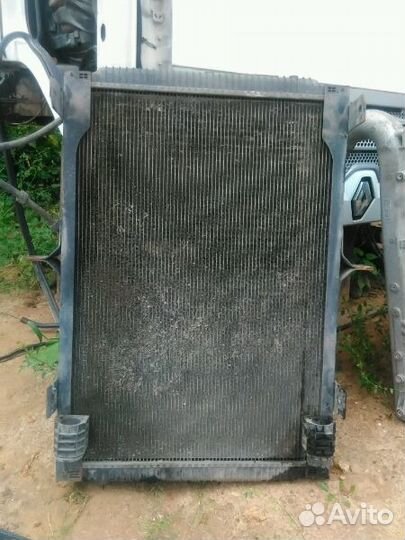Радиатор рено