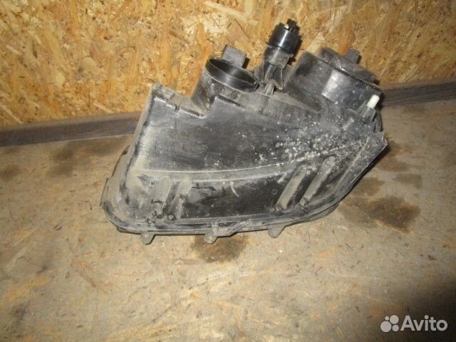 Фара правая Renault Duster 2012 (260101891R)