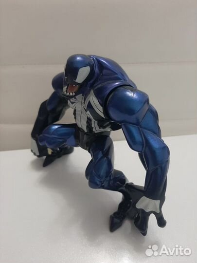 Фигурка Веном hasbro