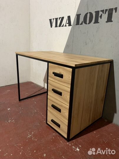 Компьютерный стол лофт