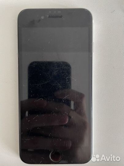 iPhone SE (2020), 128 ГБ