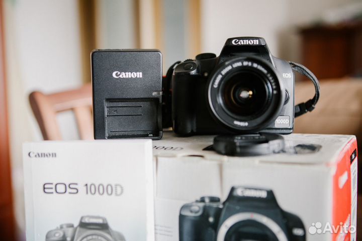 Canon 1000D + Canon 18-55 III