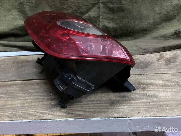 Фонарь левый рено дастер