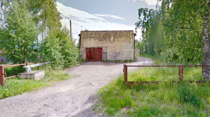 Здание, 943.1 м²