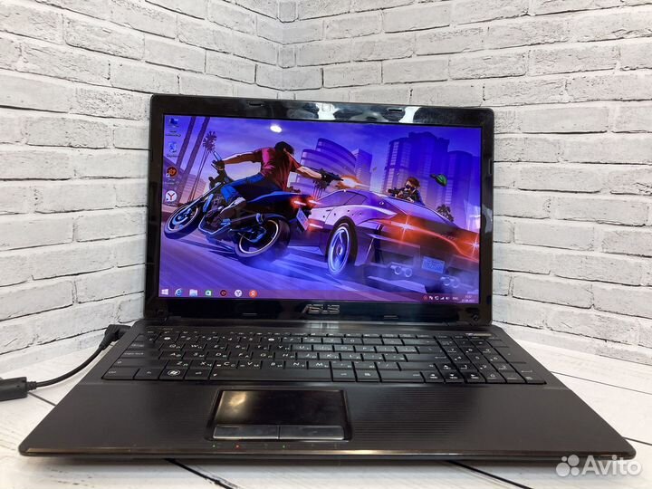 Быстрый ноутбук Asus с гарантией