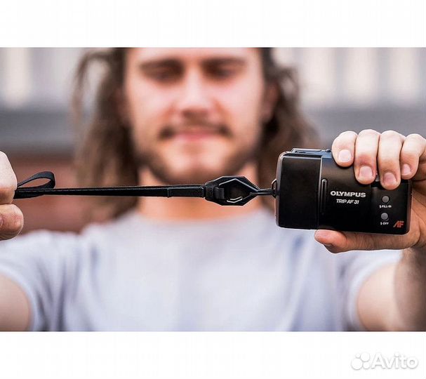 Шейный ремень Wandrd Neck Strap