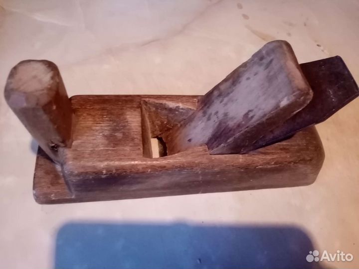 Ручная дрель рубанок