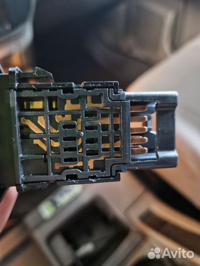 Кнопка аварийной остановки nissan patrol y61