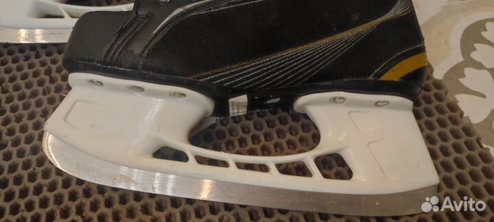 Коньки bauer 35 размер 22 см стелька