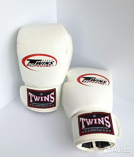Боксерские перчатки twins