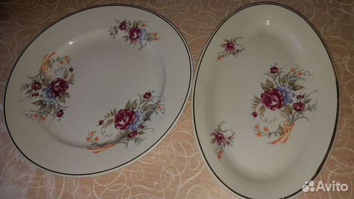 Блюдо большое овальное