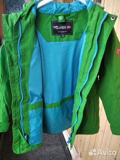 Ветровка детская