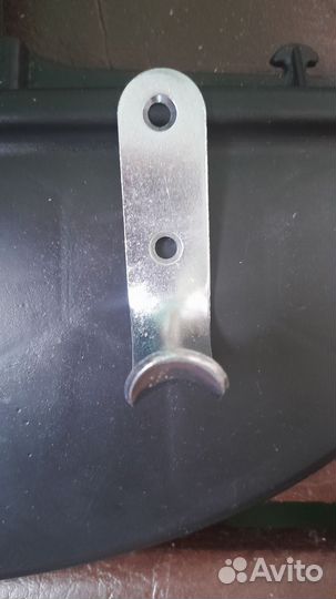 Крючок мебельный