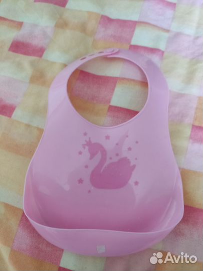 Нагрудник (слюнявчик) пластиковый