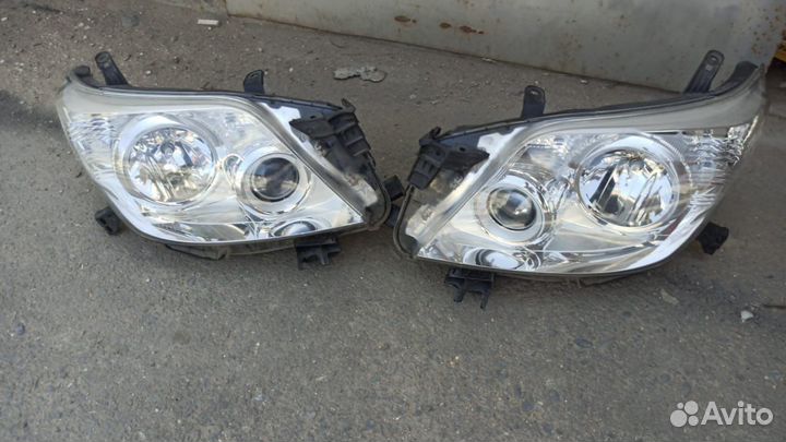 Фара галоген Toyota Land Cruiser Prado 150