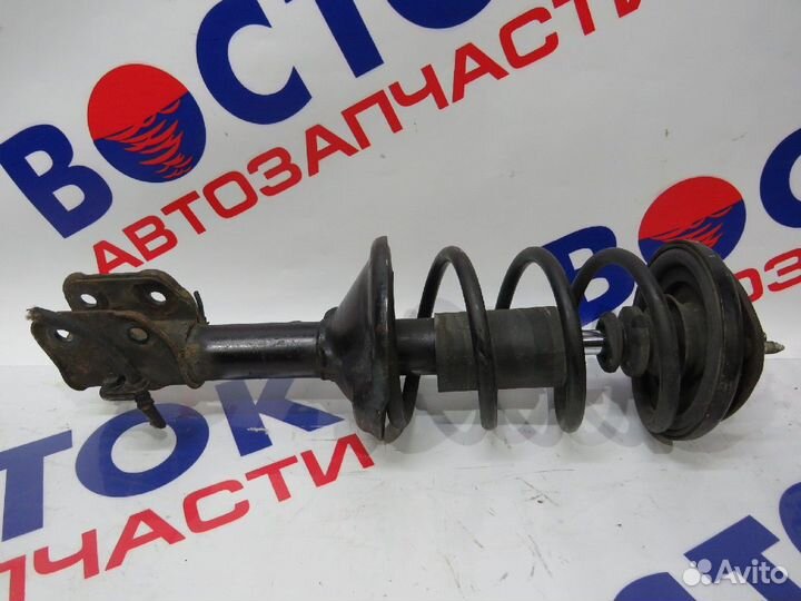 Стойка Перед Право honda stepwgn RF4, RF6, RF8