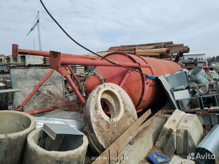 Емкость для хранения цемента силос