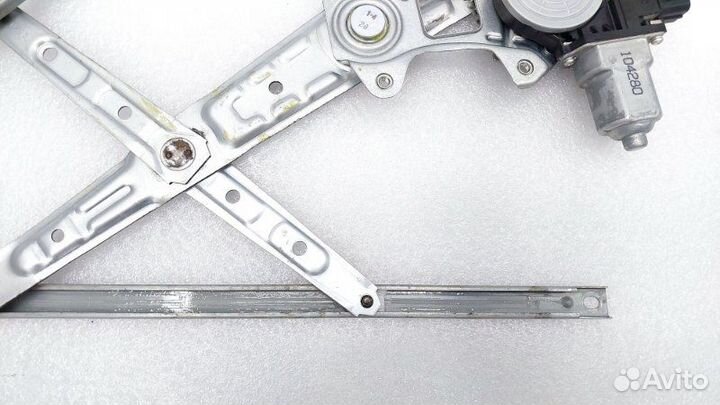 Стеклоподъемник электрический задний правый