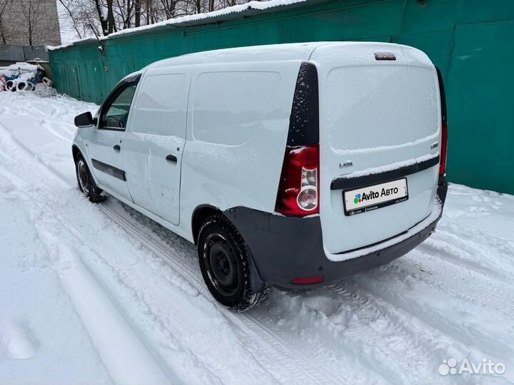 LADA Largus 1.6 МТ, 2017, 230 100 км