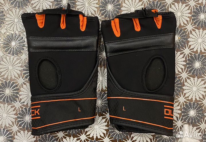 Боксерские перчатки Outshock