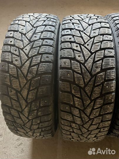 Dunlop SP Winter Ice 02 185/65 R15 92T
