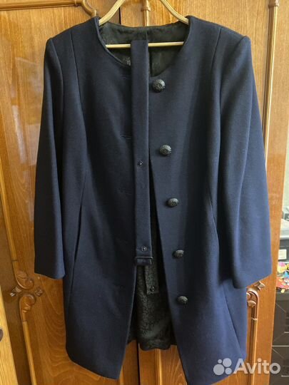 Пальто женское демисезонное 46 размер
