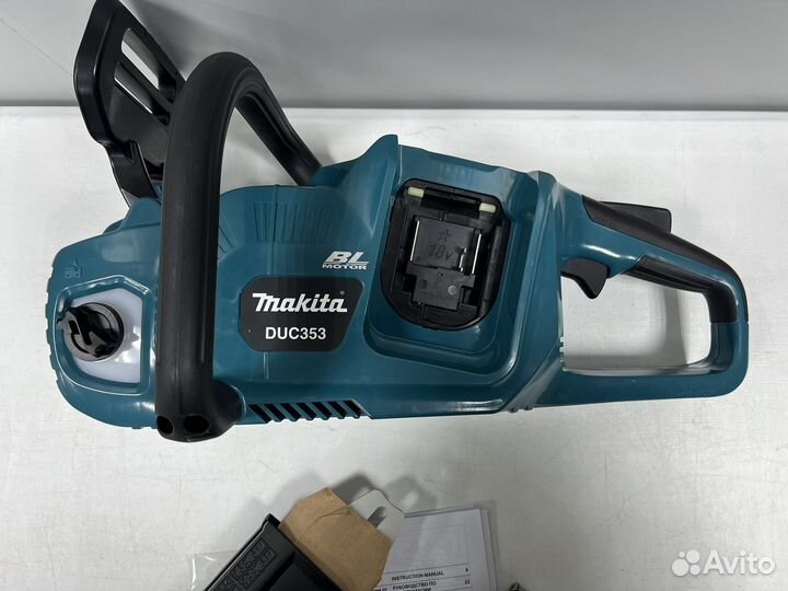 Аккумуляторная пила Makita DUC353z(новая)