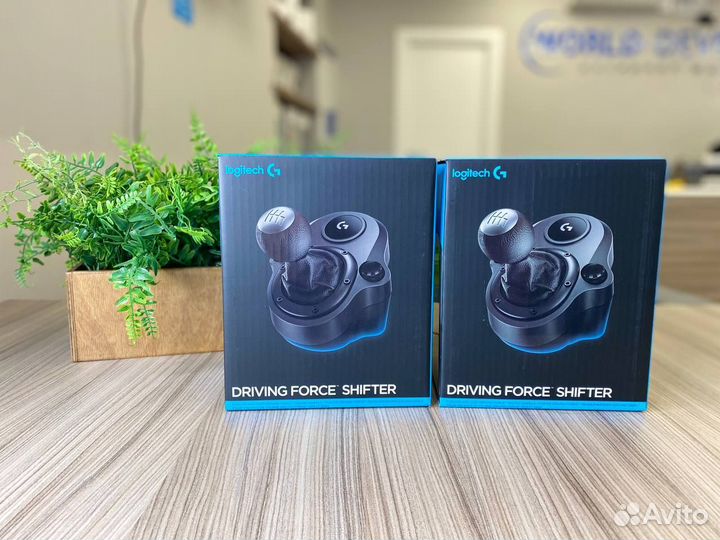 Коробка передач Logitech Driving Force Shifter