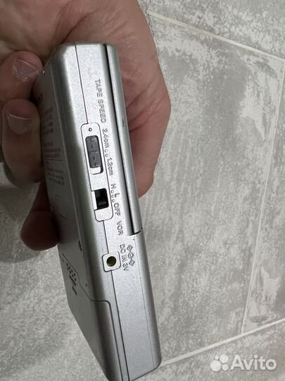 Диктофон Sony M-560V