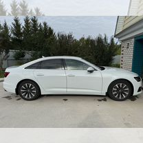 Audi A6 2.0 AMT, 2019, 98 000 км, с пробегом, цена 3 975 900 руб.