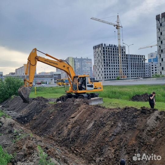 Колесный экскаватор Hyundai R200W