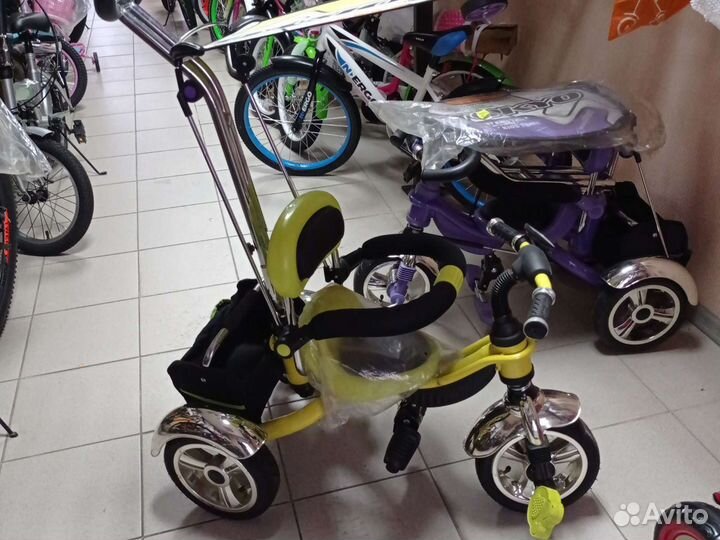 Трехколесный велосипед