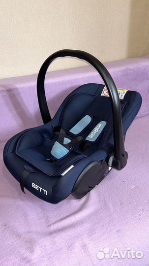 Автокресло 0+