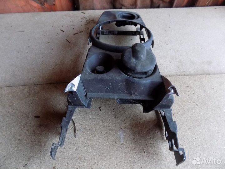 Консоль ASX 2010-2016