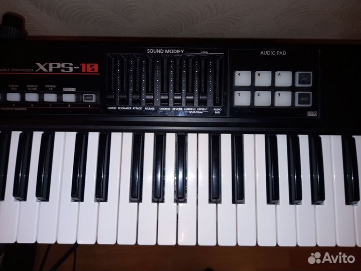 Продам синтезатор Roland xps 10