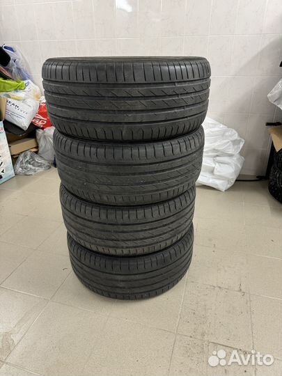 Nokian Tyres Hakka Black 245/45 R19