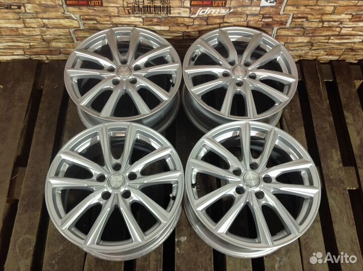 R17 5*114.3 литые диски Grass из Японии