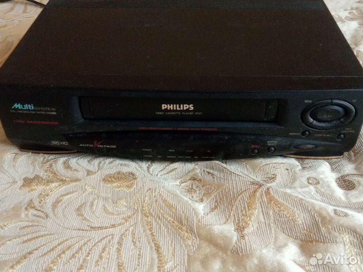 Видеомагнитофон Philips vp27