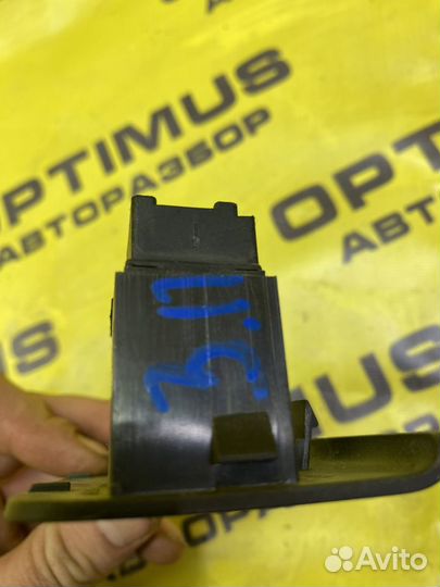 Кнопка стеклоподъемника задняя правая Chery QQ6