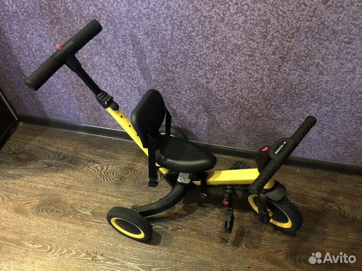 Детский трехколесный велосипед беговел