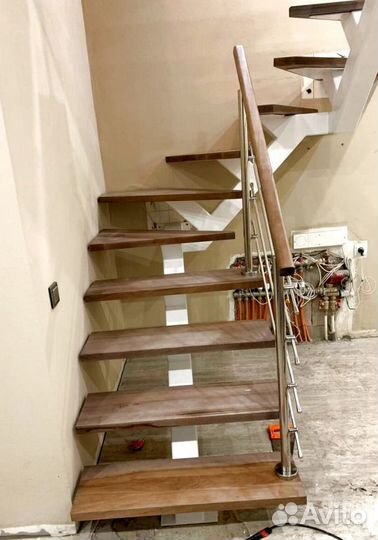 Лестница на монокосоуре