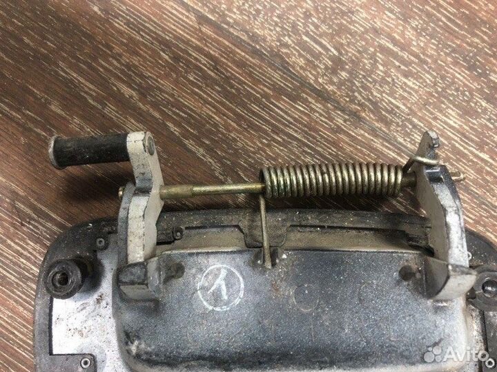 Ручка двери внешняя задняя левая Toyota Mark Ii