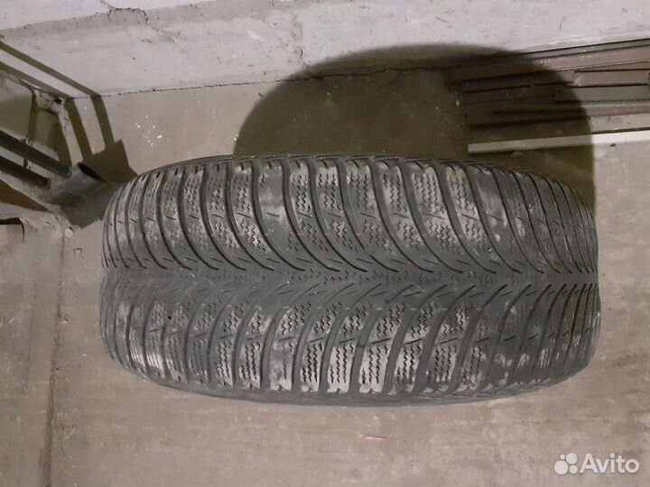 Goodyear UltraGrip 205/55 R16