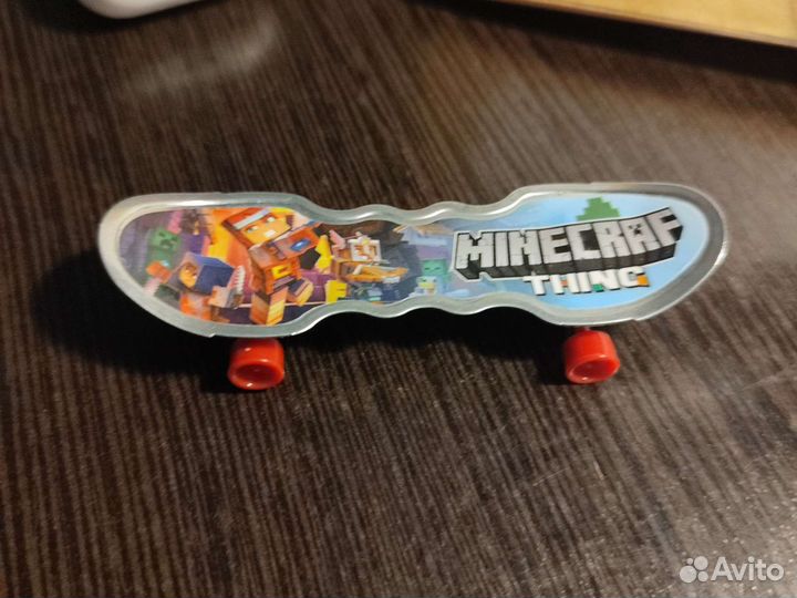 Игрушечный Скейт