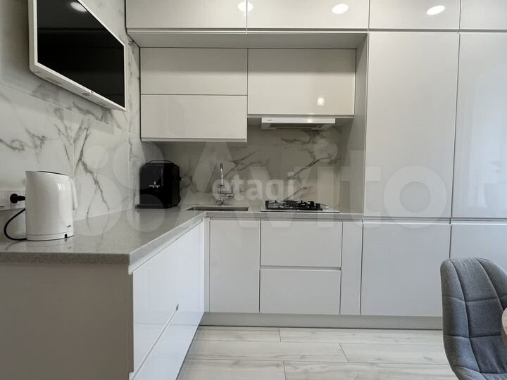 3-к. квартира, 72 м², 2/10 эт.