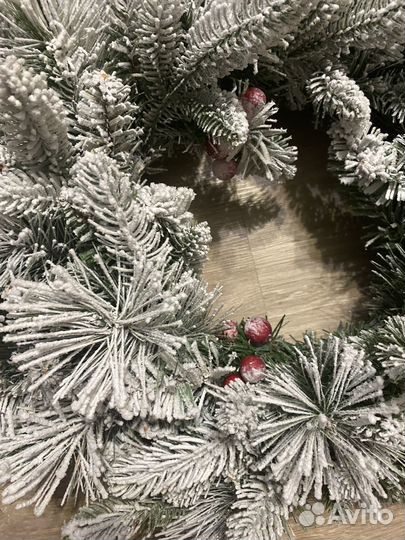 Новогодний венок на дверь