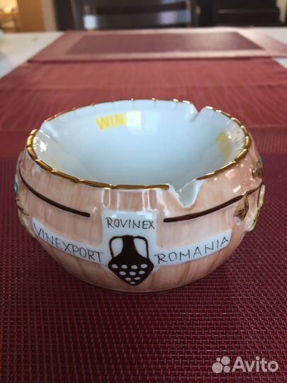 Пепельница фарфоровая