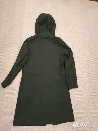 Плащ женский Uniqlo. доставки нет